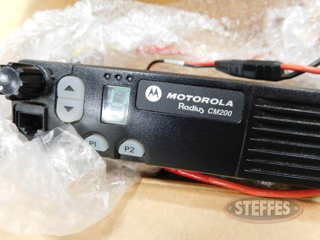  Motorola Radius CM200_1.jpg